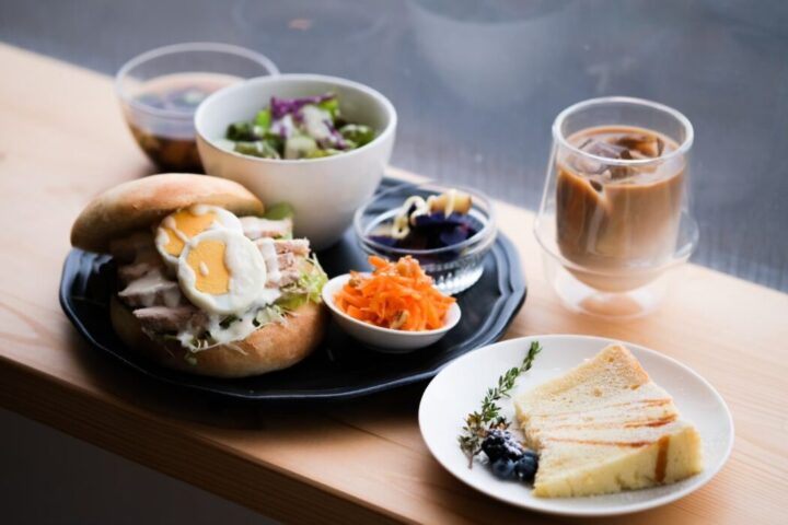 cafe light